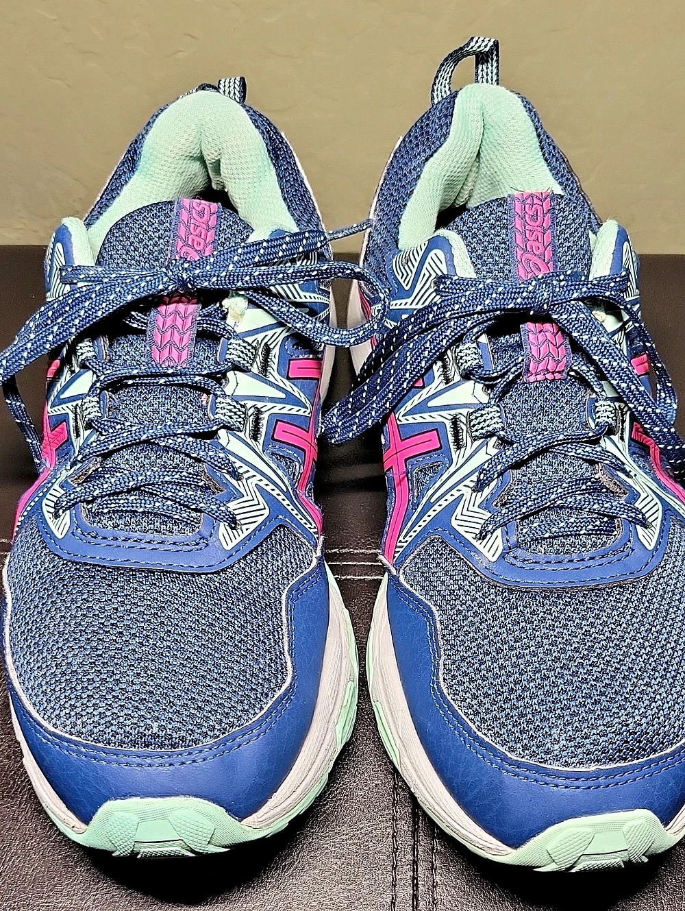 ASICS Gel-Venture 8 Trail Running Shoes Women's SIze 8 1/2 Wide